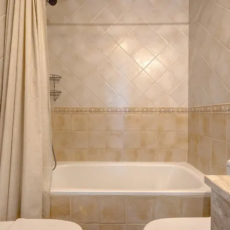 037 Relaxing Sea Views 2 Bed 2 Bath Calahonda