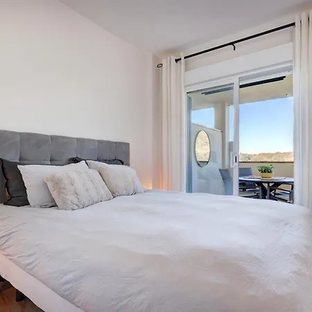 Apartment 037 Relaxing Sea Views 2 Bed 2 Bath Calahonda