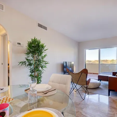 037 Relaxing Sea Views 2 Bed 2 Bath Calahonda Mijas