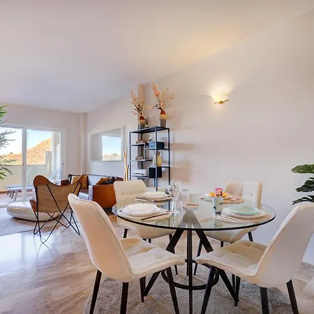 Apartment 037 Relaxing Sea Views 2 Bed 2 Bath Calahonda *