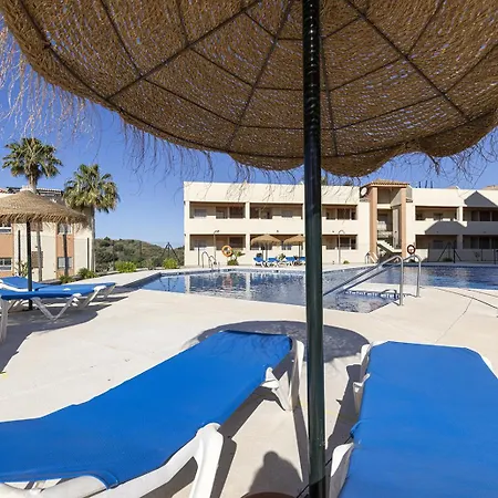037 Relaxing Sea Views 2 Bed 2 Bath Calahonda Apartment
